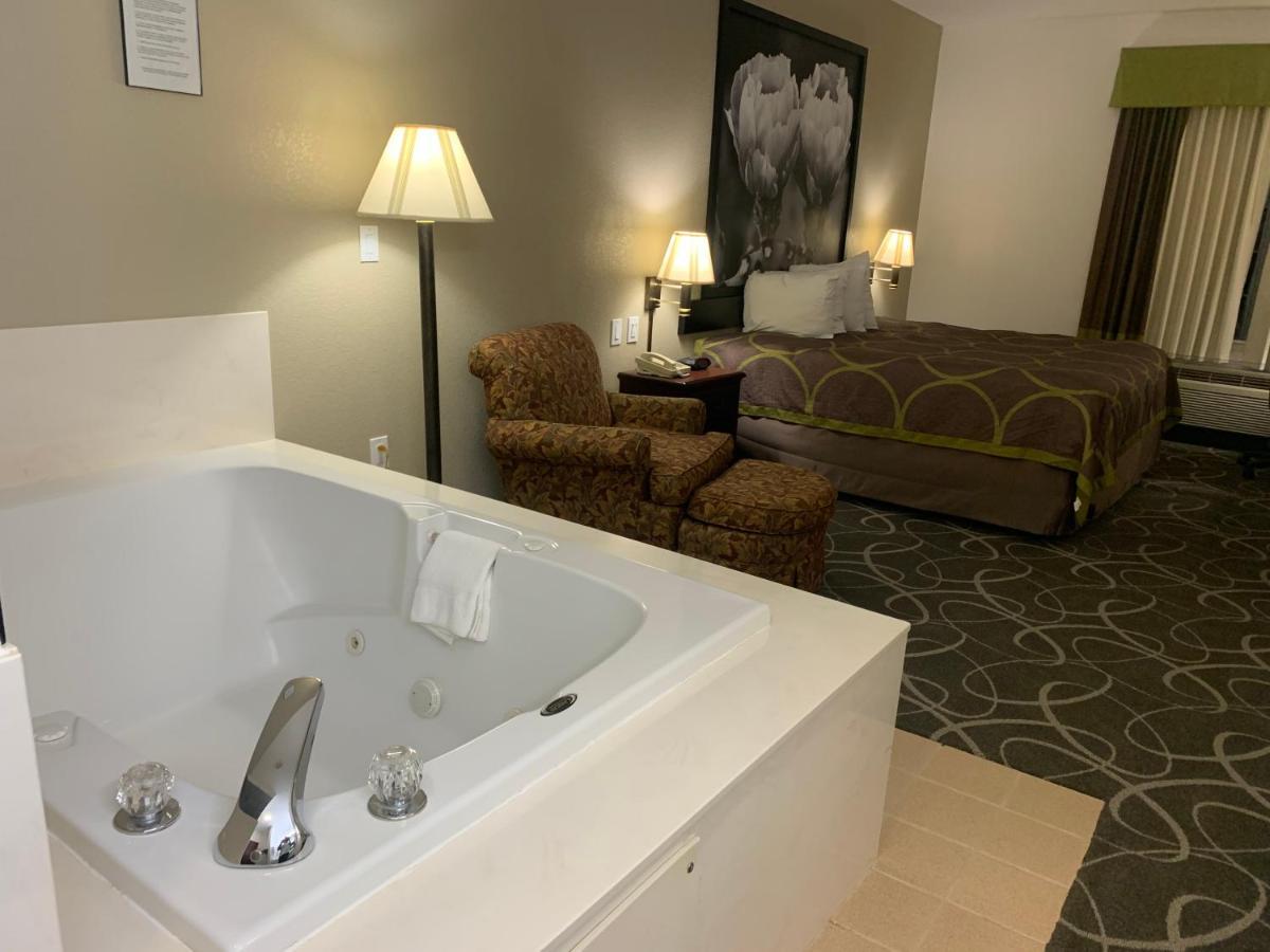 מלון Super 8 By Wyndham Hillsboro Tx מראה חיצוני תמונה